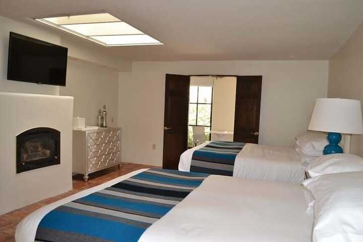 Room 6 of 23