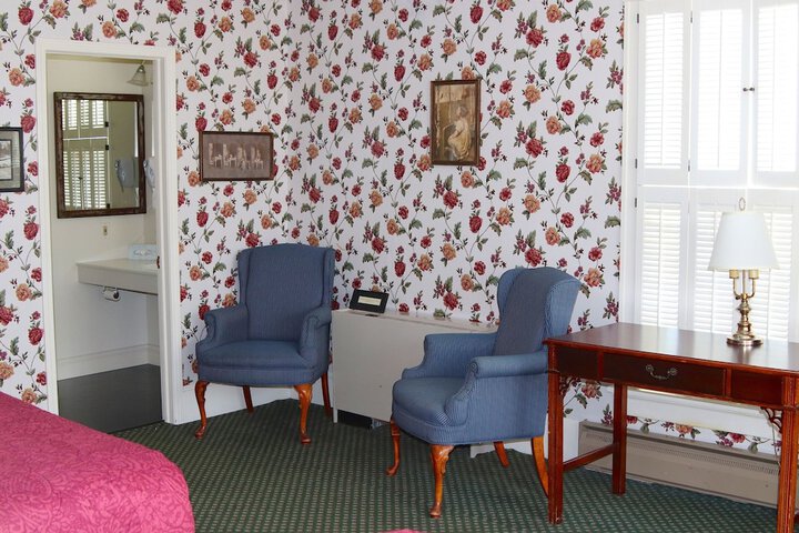 Room 36 of 112