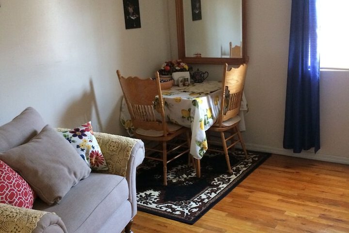 Room 16 of 26