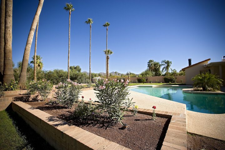 Hotel Exterior 21 of 21