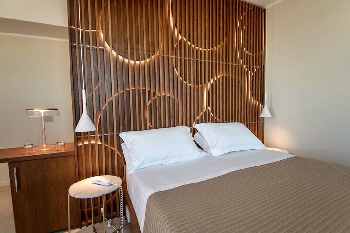 Room 10 of 71
