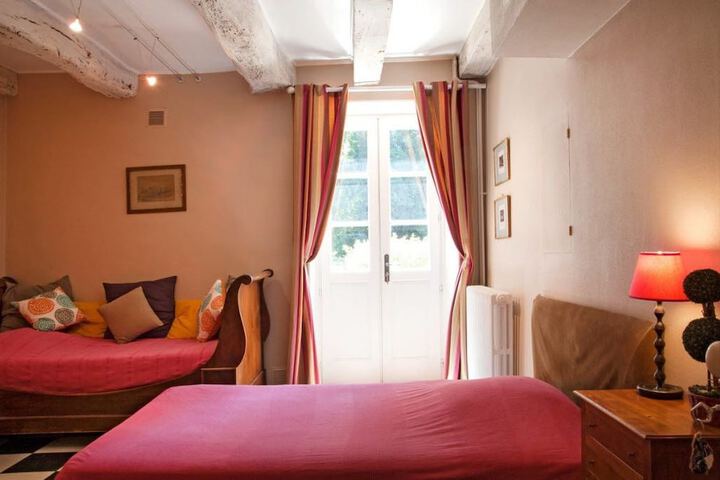 Room 13 of 73