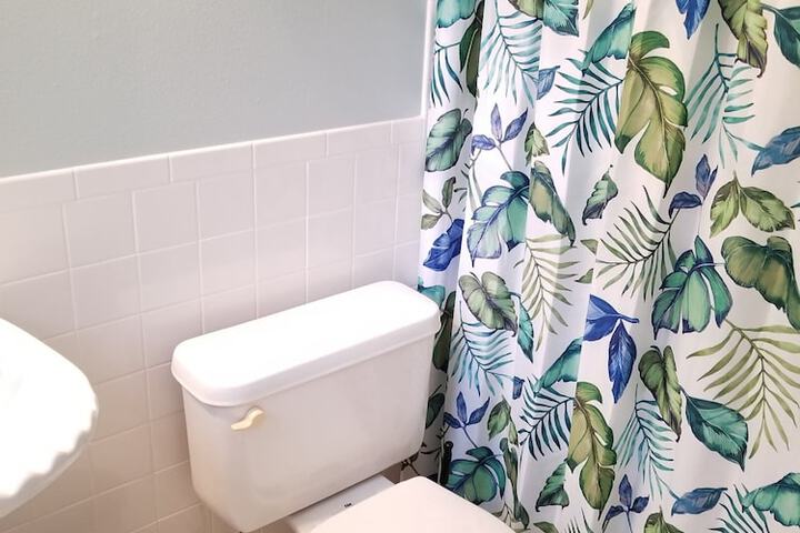 Room 18 of 27