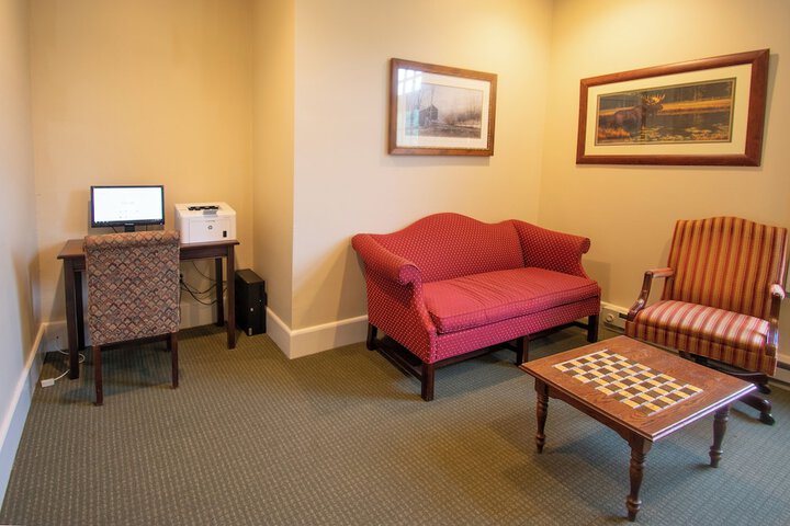 Business Center 26 of 43