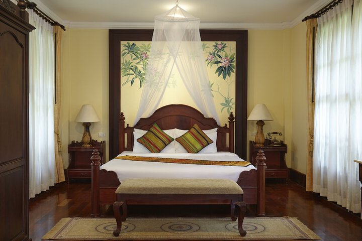 Room 13 of 50