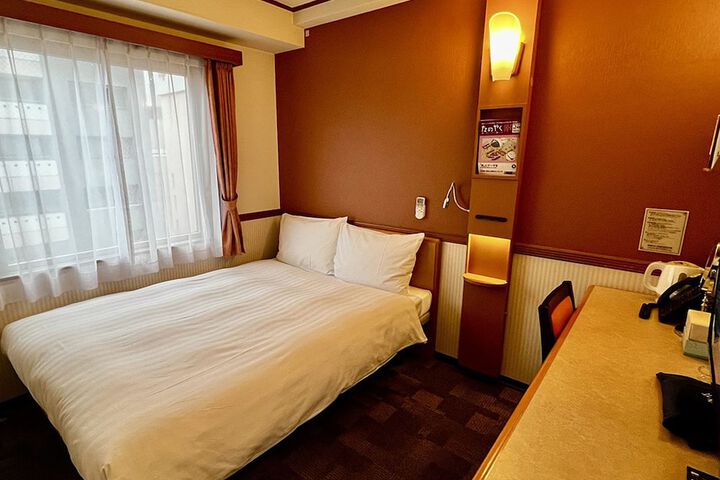 Room 8 of 41