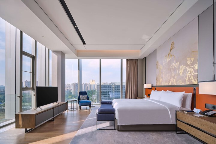 Room 10 of 88