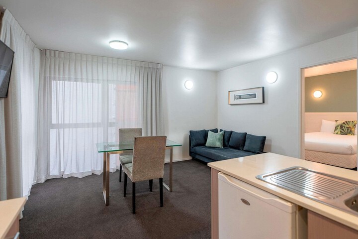 Room 14 of 48