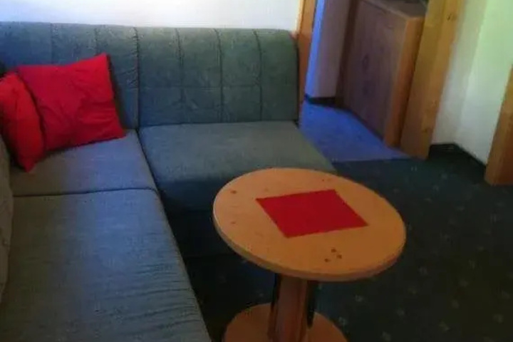 Room 7 of 21