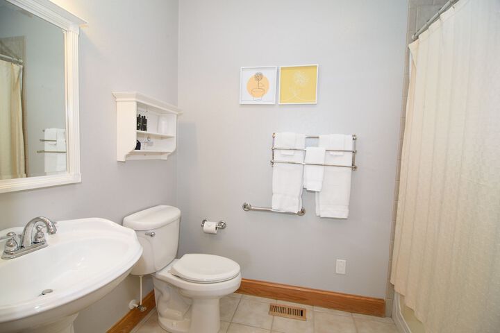 Room 55 of 187