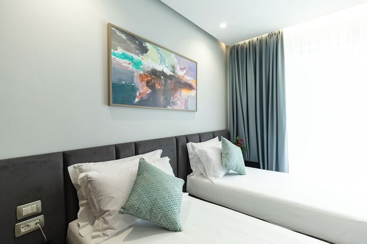 Room 35 of 107