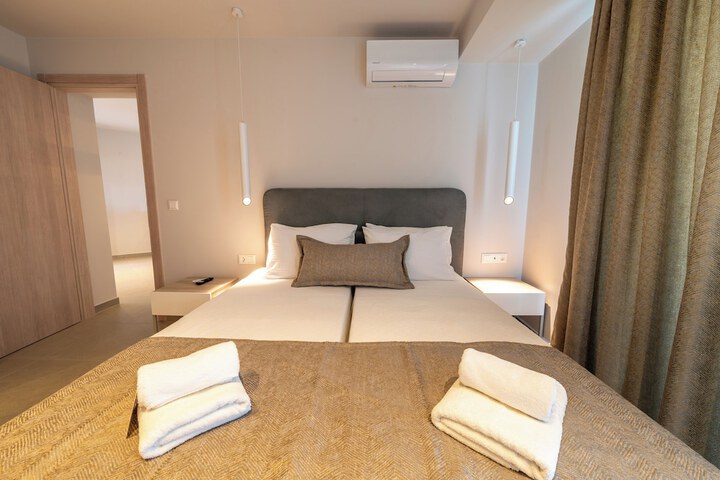 Room 59 of 221