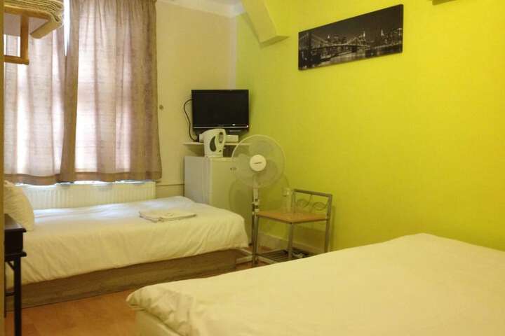 Room 12 of 51