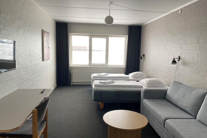Room 9 of 22