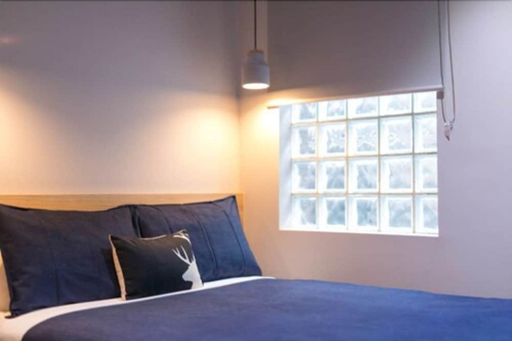 Room 15 of 36