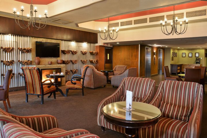 Hotel Lobby