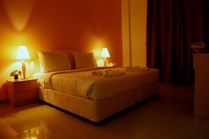 Room 4 of 34