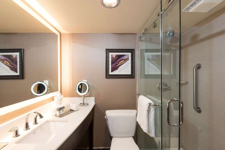 Bathroom shower