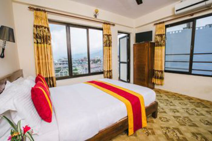 Room 19 of 34