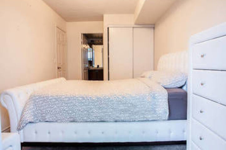 Room 12 of 15