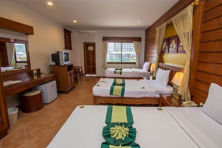 Room 11 of 46