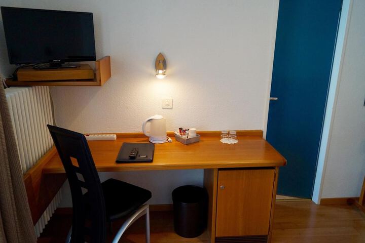 Room 22 of 36