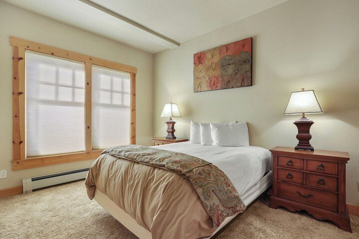 Room 25 of 150