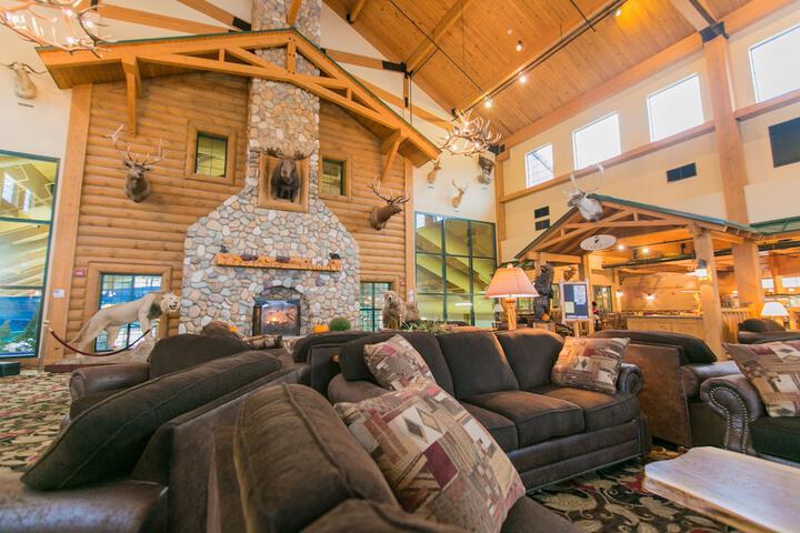 Hotel Interior 3 of 38