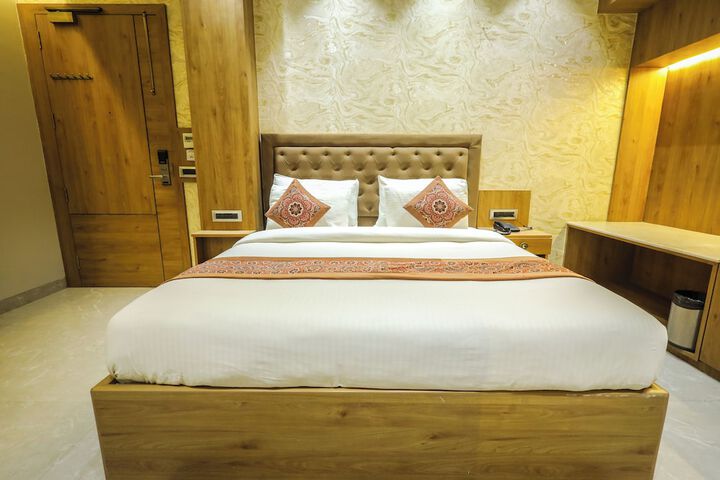 Room 22 of 40
