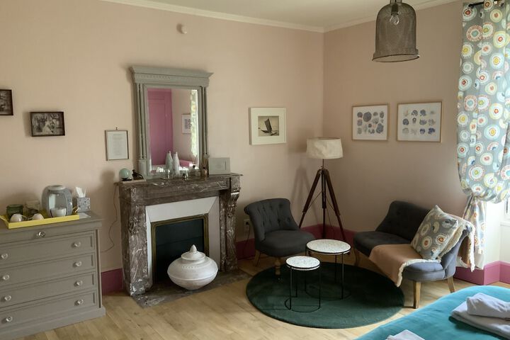 Room 12 of 36