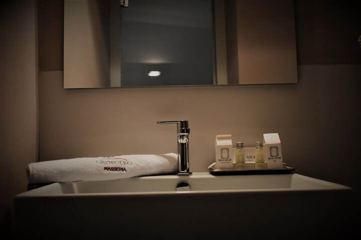 Room 37 of 54