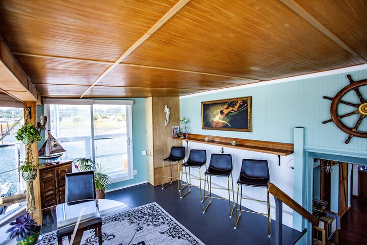 Sundeck 81 of 83