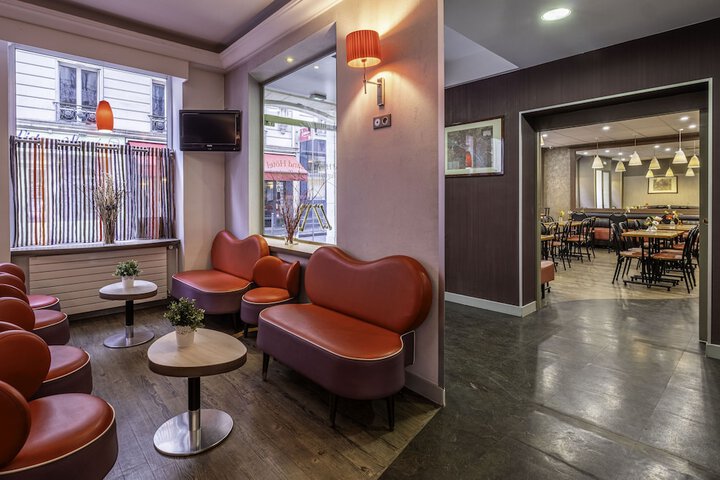 Guest Lobby
