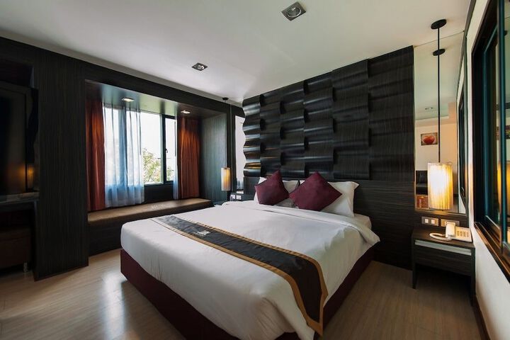 Room 5 of 41