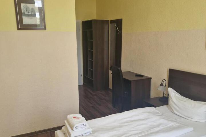 Photo 6