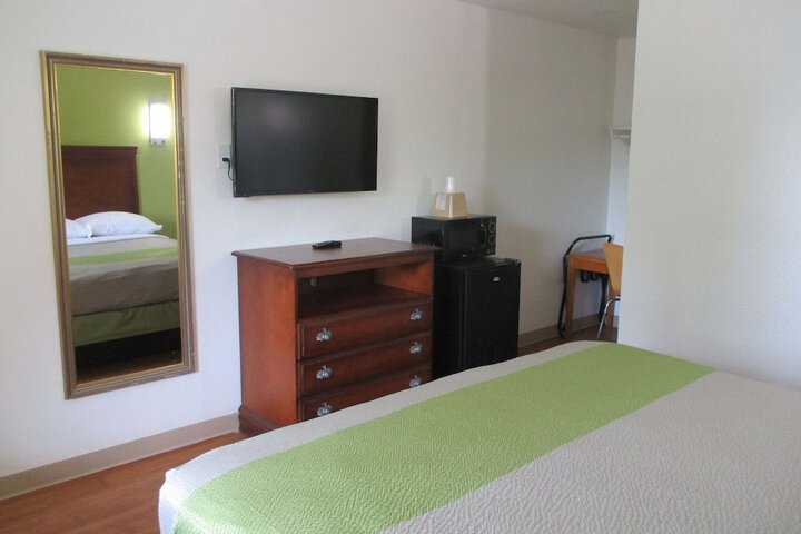 Room 17 of 55