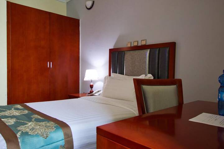 Room 21 of 49
