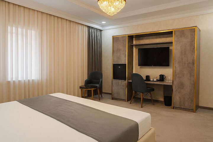 Room 19 of 74