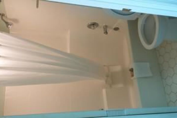 Room 3 of 60