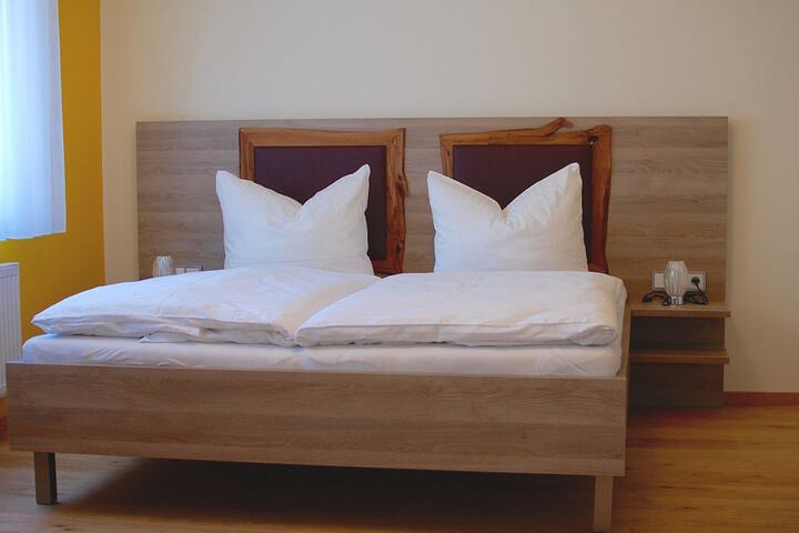 Room 12 of 44