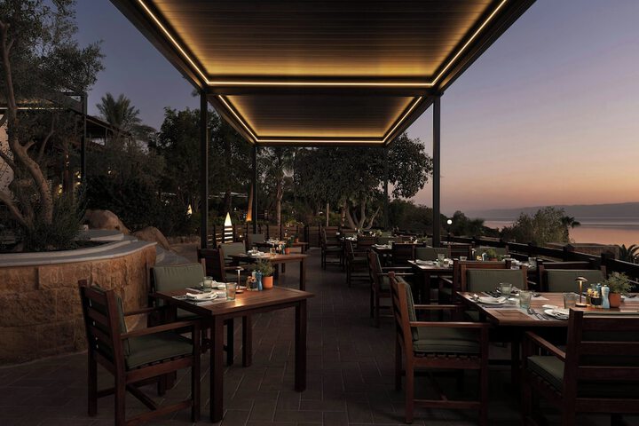 Dining 146 of 175