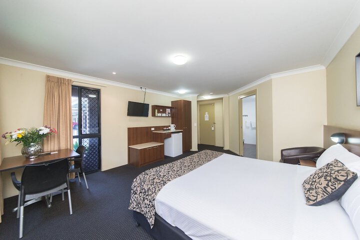 Room 29 of 74