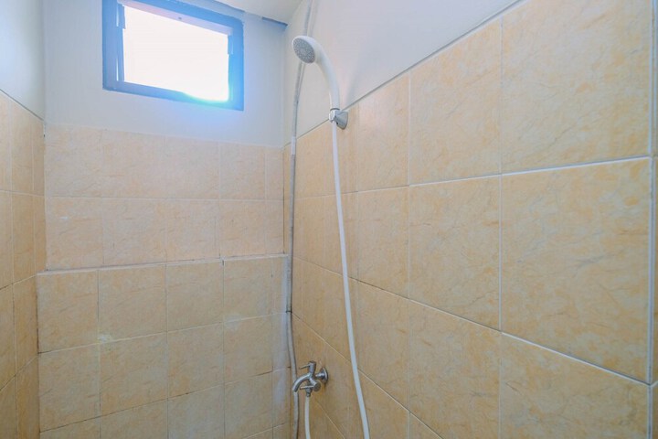 Room 16 of 21