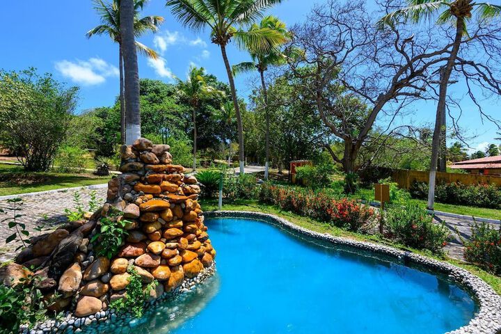 Hotel Pool