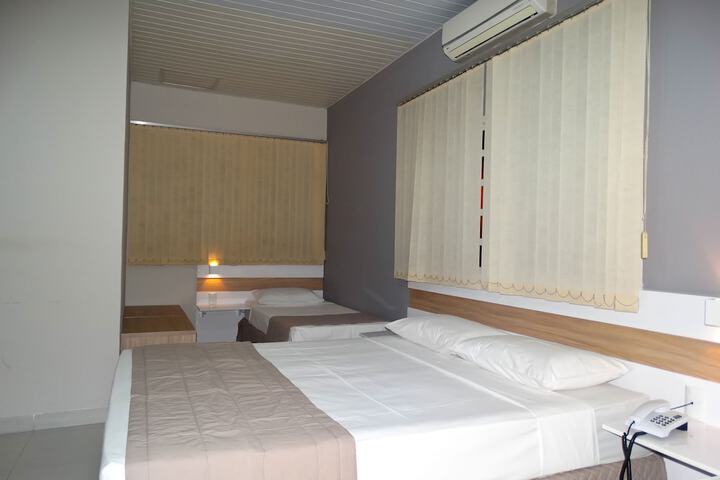 Room 9 of 49
