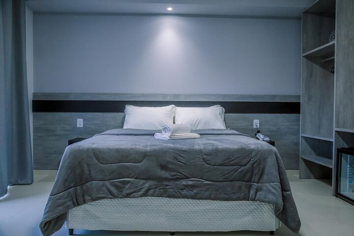 Room 20 of 35