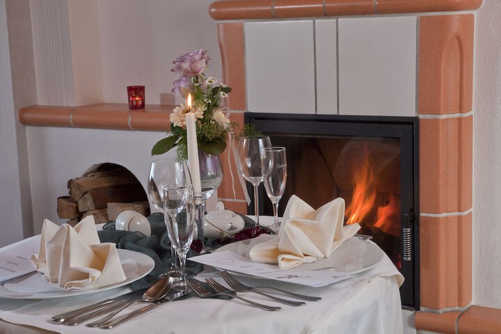 Dining Photos
