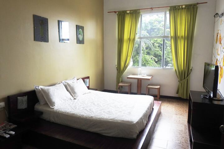 Room 14 of 71