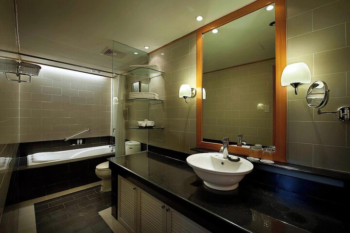 Clean Restrooms