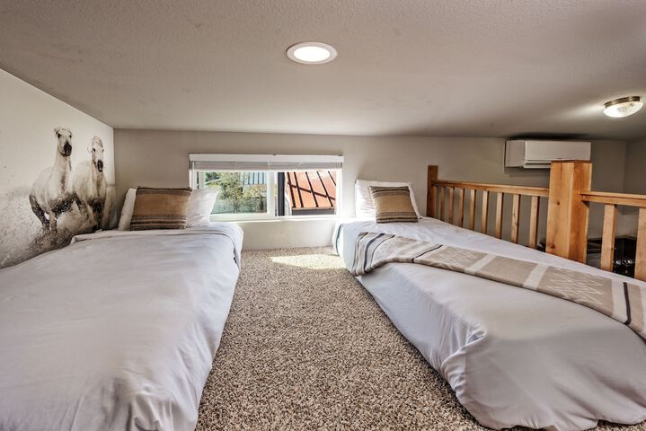 Room 109 of 185